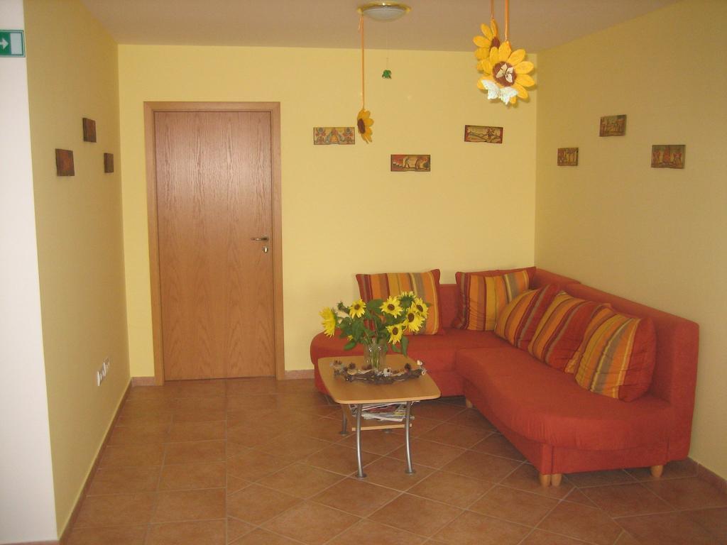 Villa Tourist Farm Šalamun à Banovci Extérieur photo