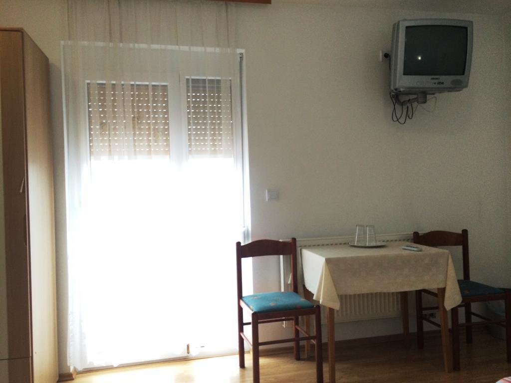 Villa Tourist Farm Šalamun à Banovci Extérieur photo