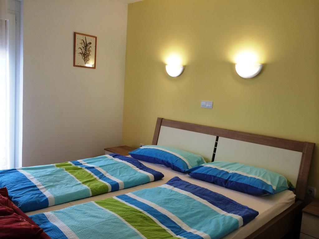 Villa Tourist Farm Šalamun à Banovci Extérieur photo